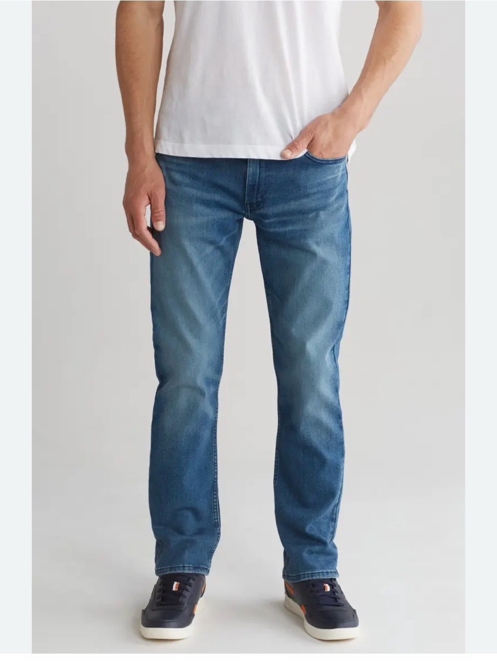 Levi’s 514 Straight Leg Jeans Medium Wash Size 36 x 30